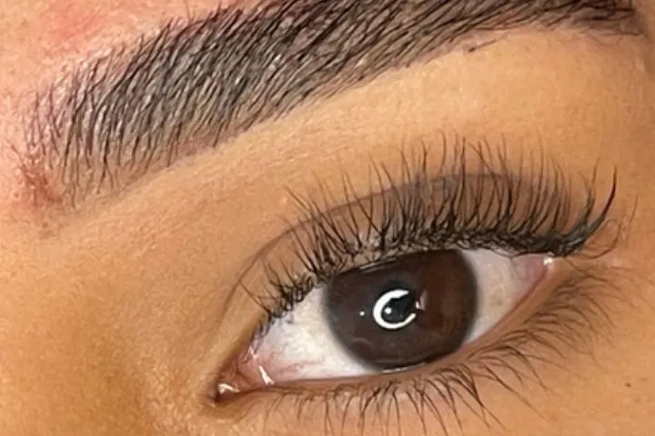 Lash Lifting: resultado feito pela Júlia